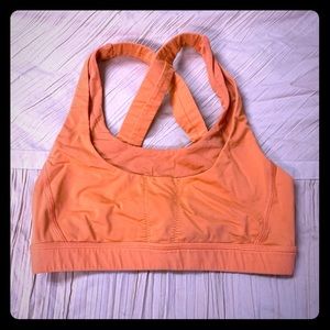 Lululemon sports bra size 6
